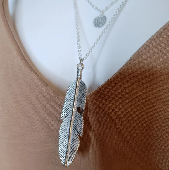 Boho Feather Layered Necklace With Simulated Turquoise Beads - Picture 3 of 7